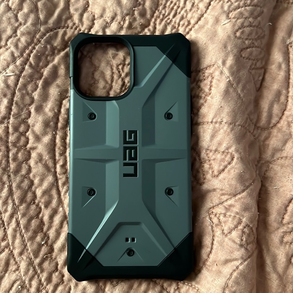 UAG case for 12pro max
